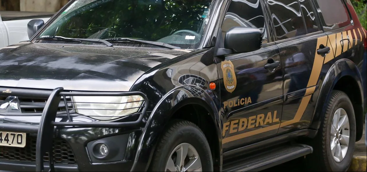 Viatura da Polícia Federal na Sesapi