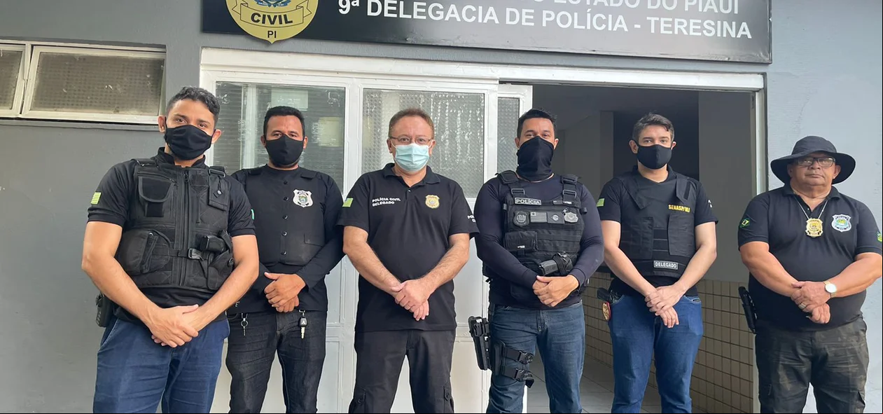 Policiais civis na Operação Cerco Fechado V