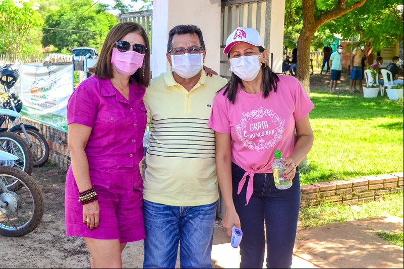 Prefeito Genival Bezerra e primeira-dama Lêda Maria estiveram no evento