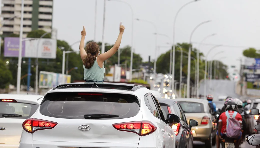 O protesto aconteceu na tarde desta segunda
