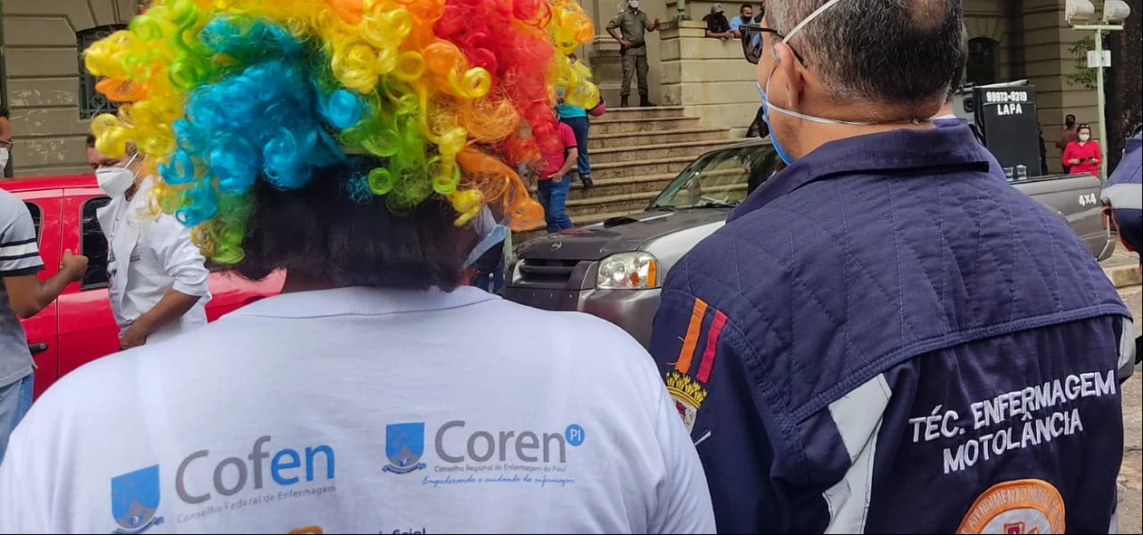 Categoria ameaça entrar em greve