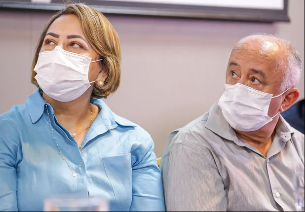 Jussara Lima e Júlio César Lima