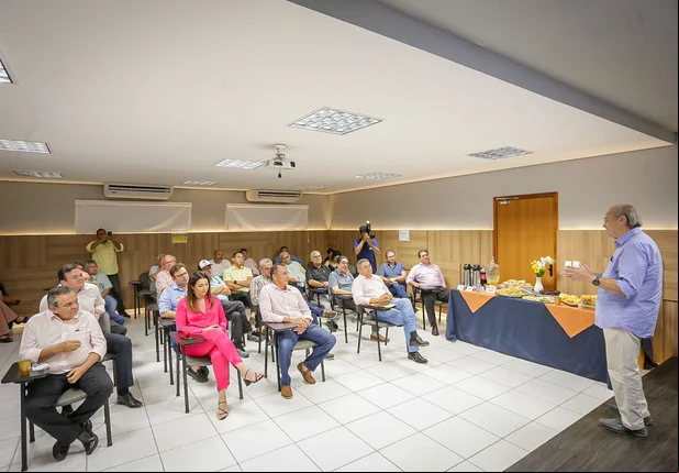 Encontro aconteceu no auditório da Ferronorte