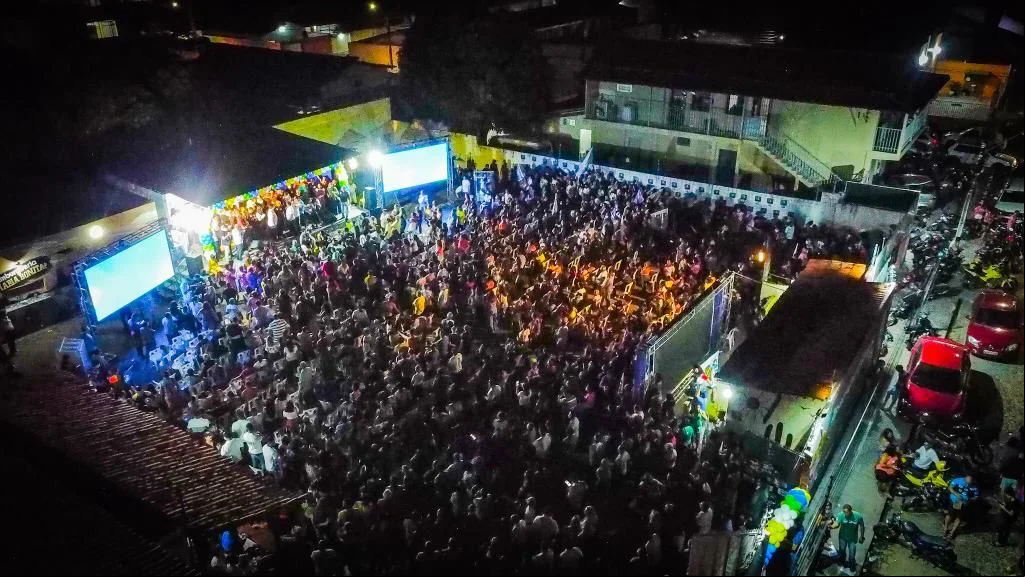 Evento contou com a participação de apoiadores, candidatos e políticos