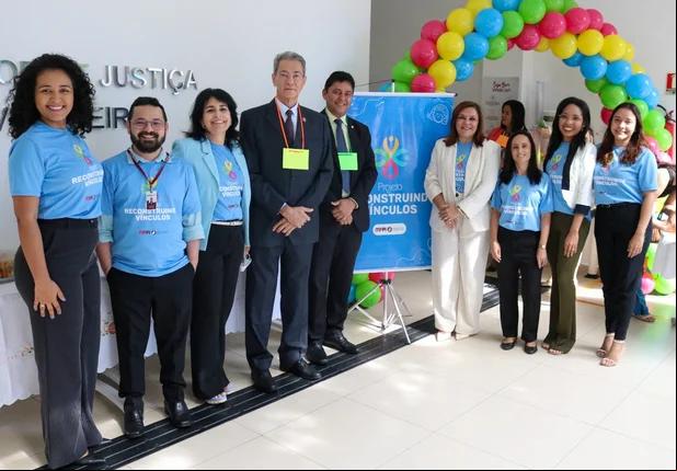 Membros do Ministério Público e do Nupar durante lançamento do Projeto "Restaurando Vínculos"