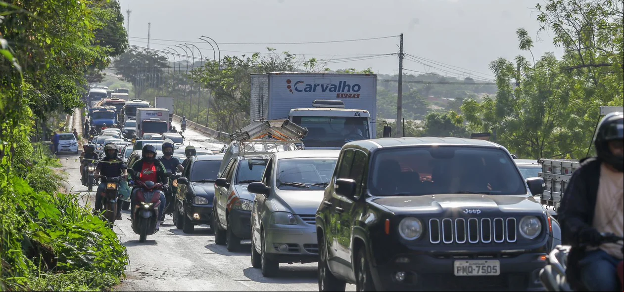 Trânsito ficou congestionado no local
