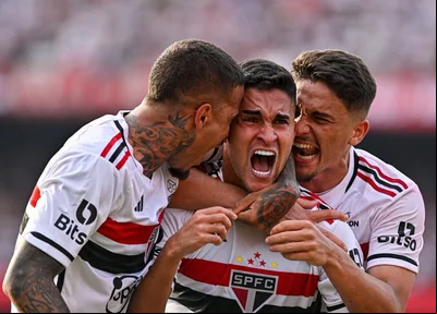 Rodrigo Nestor marcou o gol que garantiu o título ao São Paulo