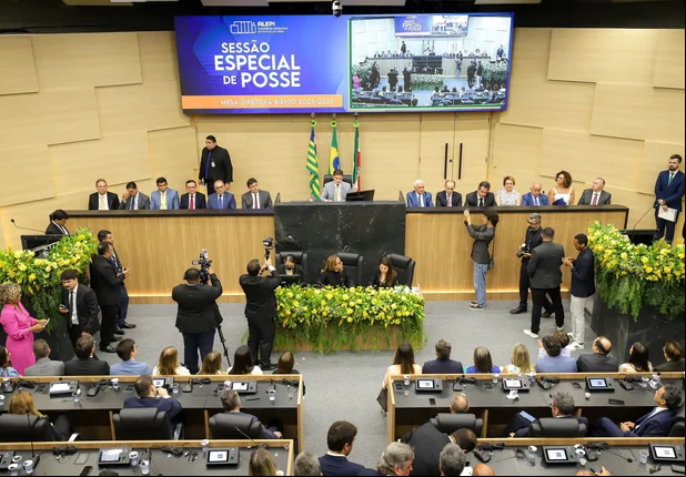 Sessão solene na Alepi