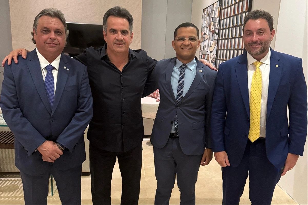 Júlio Arcoverde, Ciro Nogueira, Ismael Silva e Átila Filho, durante encontro em Brasília