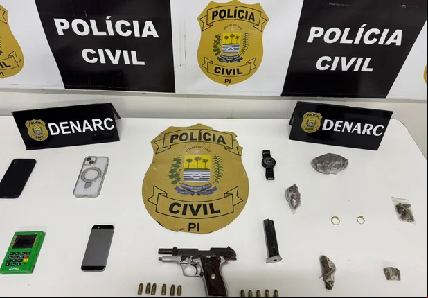 Material apreendido em poder dos suspeitos, durante operação Denarc 44