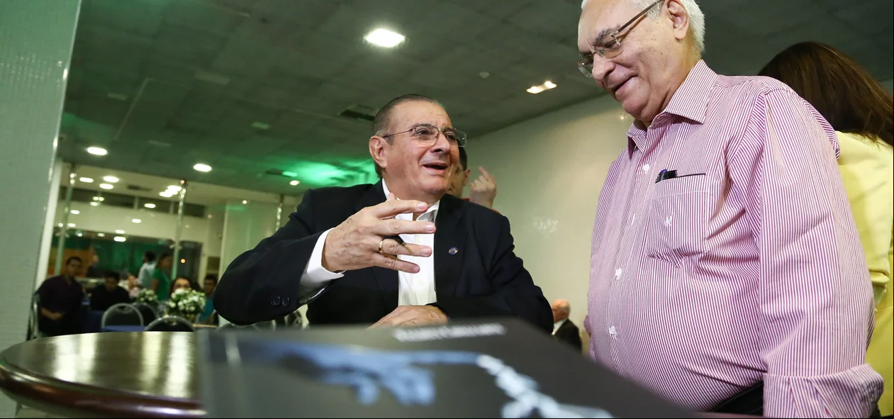 Lançamento do Livro Valdeci Cavalcante 