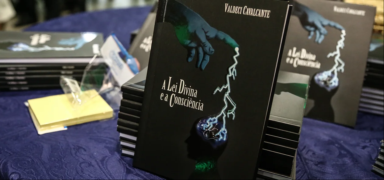 Livro  A Lei Divina e a Consciência 