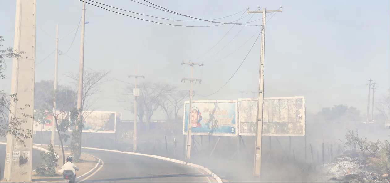 Incêndio próximo da Avenida 