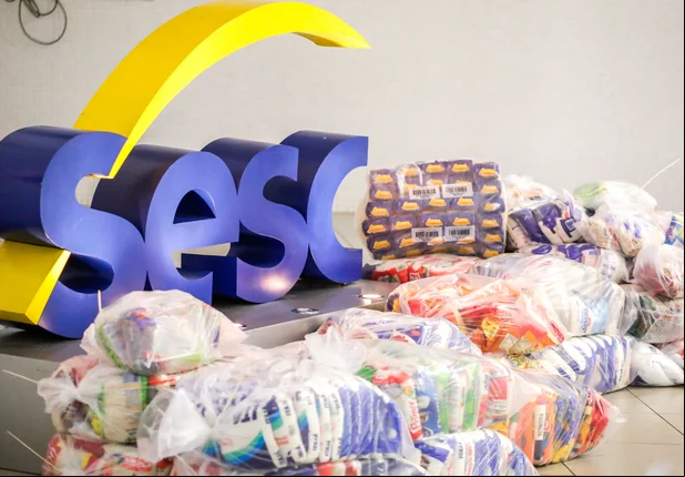 SESC entrega prêmios e alimentos doados pelo vem pro Parque