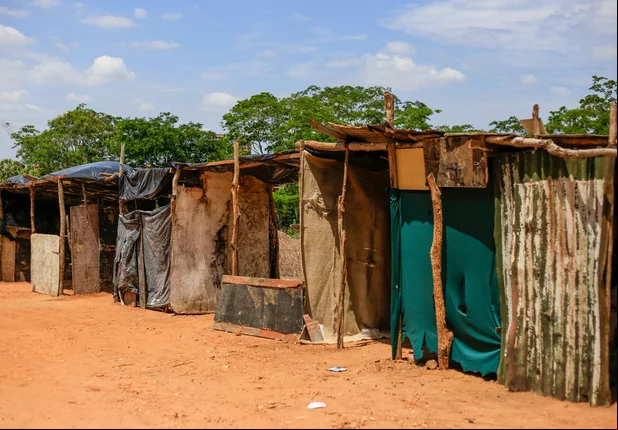 Famílias acampam na Terra Prometida após serem despejadas