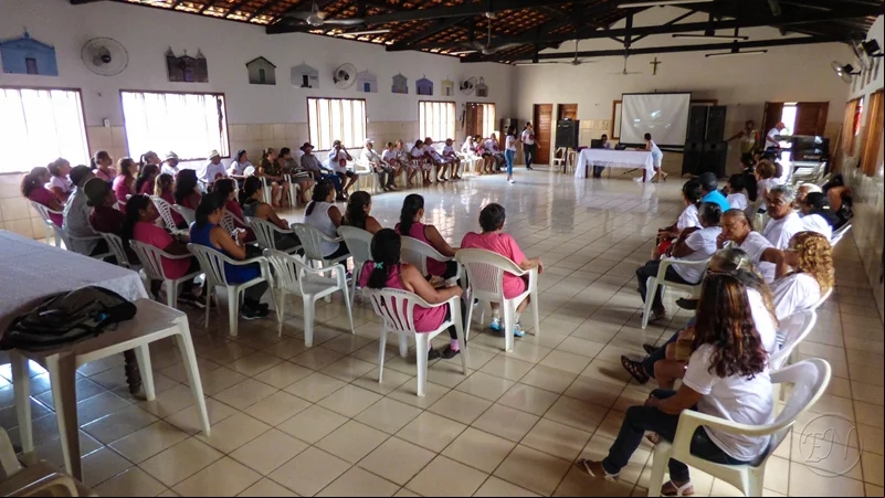Várias pessoas participaram do encontro