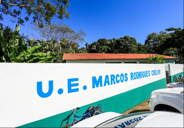 Entrega da Unidade Escolar marcos Rodrigues Coelho