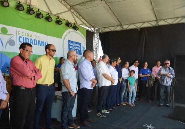 Feira da Cidadania em Avelino Lopes Piauí 