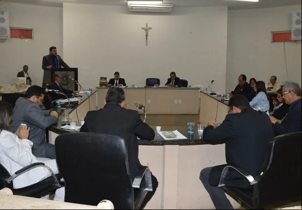 Vereadores da oposição denunciam fraude na aplicação dos recursos