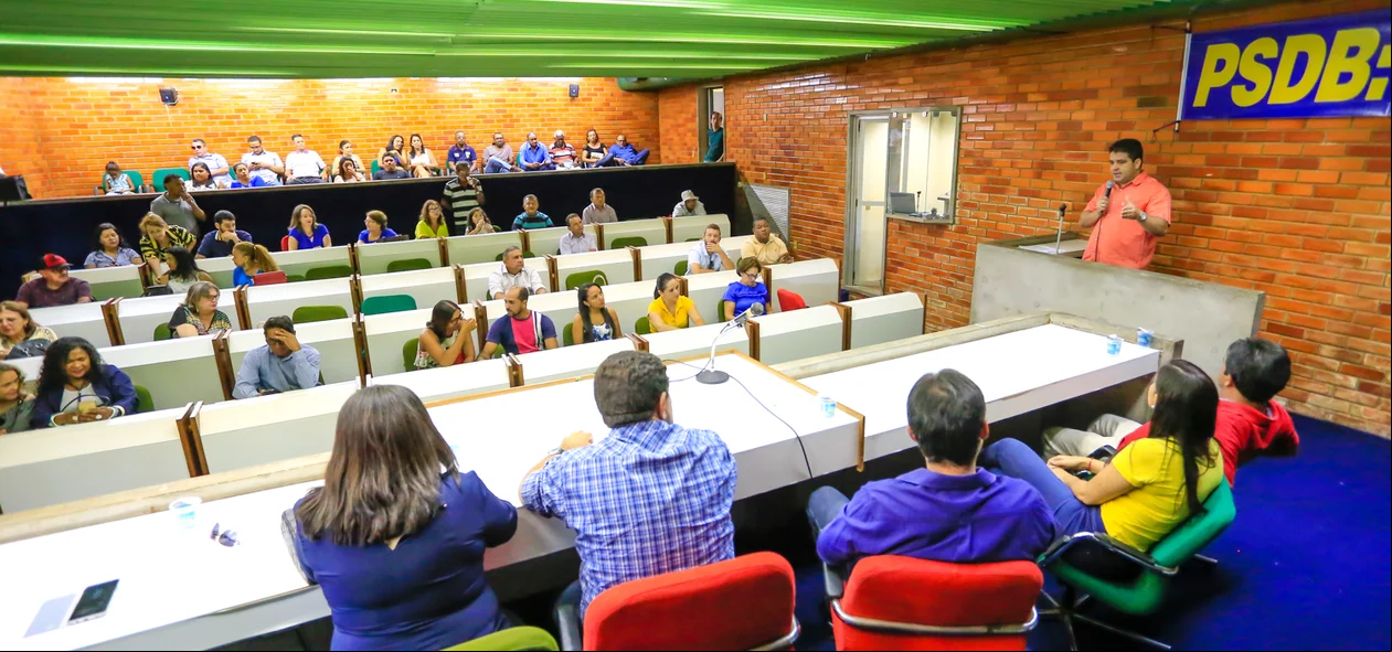 Autoridades participaram do evento