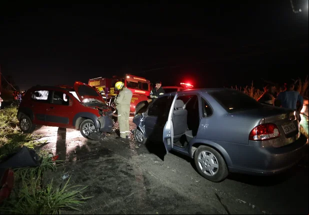 Acidente deixa duas pessoas feridas na zona sudeste de Teresina 