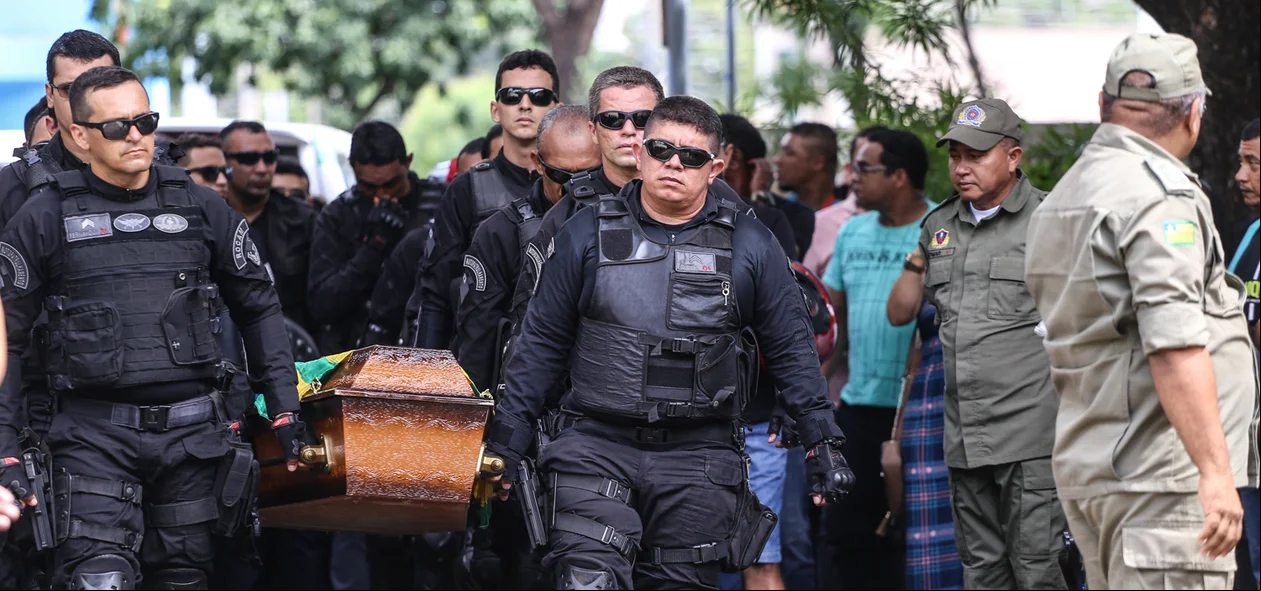 Colegas de farda  