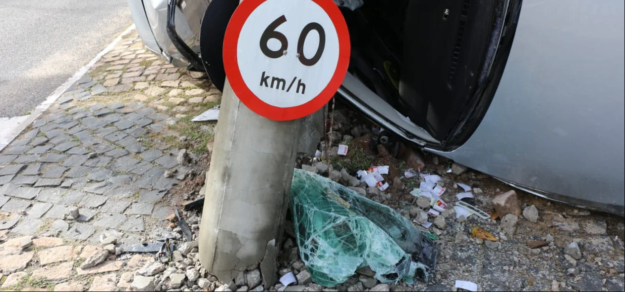 Motorista foi socorrido