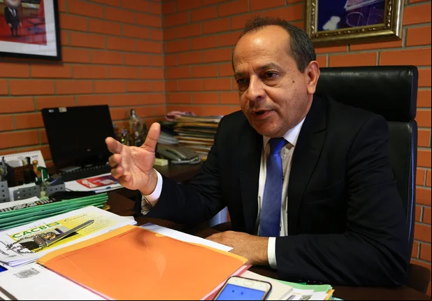 Hélio Isaías