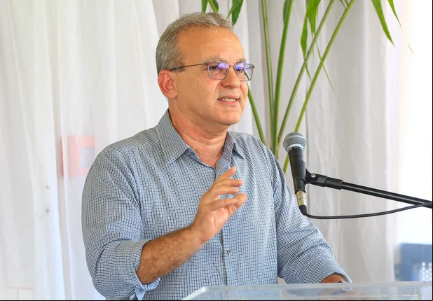 Prefeito Firmino Filho inaugura CMEI Noronha Filho 