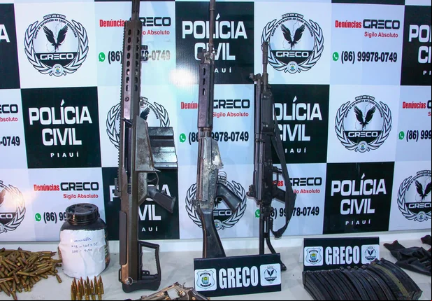 Polícia apreende fuzis e prende membros de quadrilha em Teresina