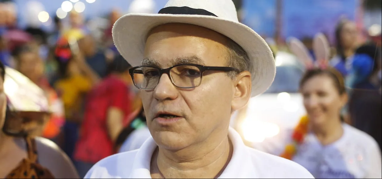 Prefeito Firmino Filho no Corso 2020