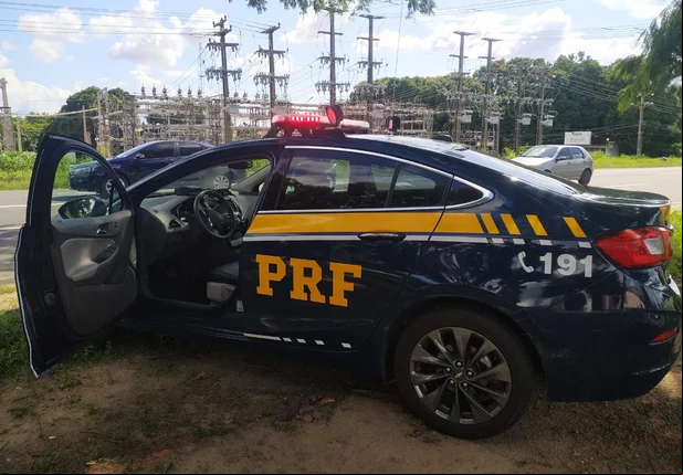 Acidente envolvendo 3 veículos na Avenida João XXIII