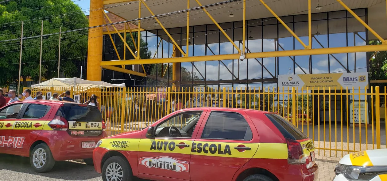 Carros de autoescolas
