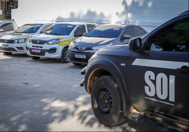 Polícia deflagra operação contra fraude no DETRAN e prende servidores