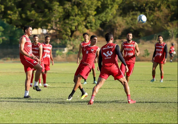 Treino aconteceu nesta quarta-feira no CT do River-PI