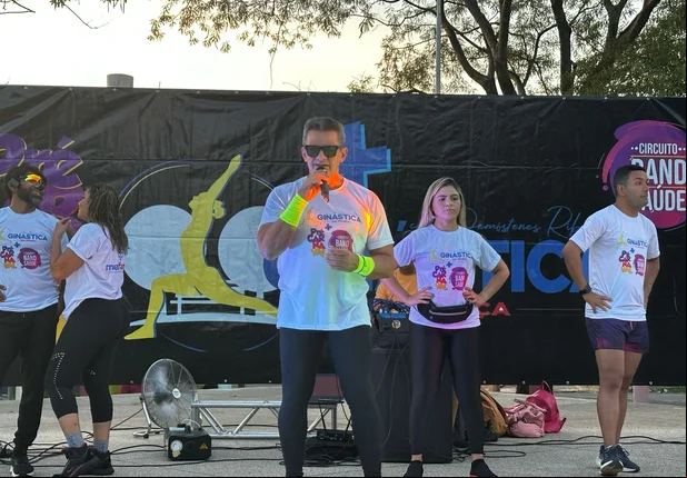 Projeto Ginástica na Praça na Santa Maria da Codipi