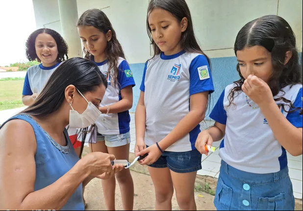 Escola Maria da Paz Sousa promove dia de ação de higiene pessoal