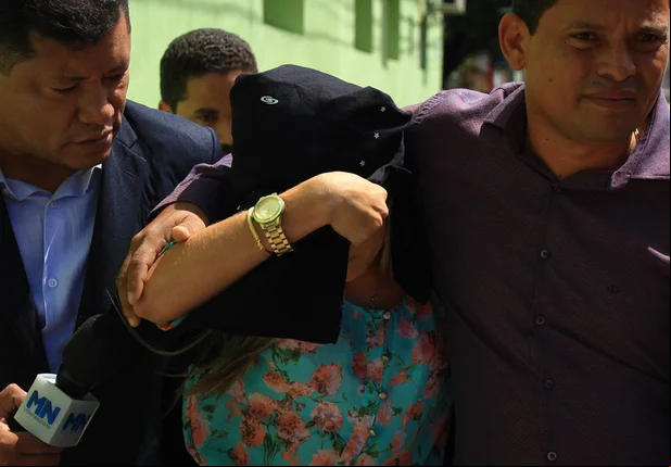 Mulher que tinha caso com Gabriel Brenno presta depoimento